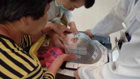 整裝備載準備接受放射的小勇士